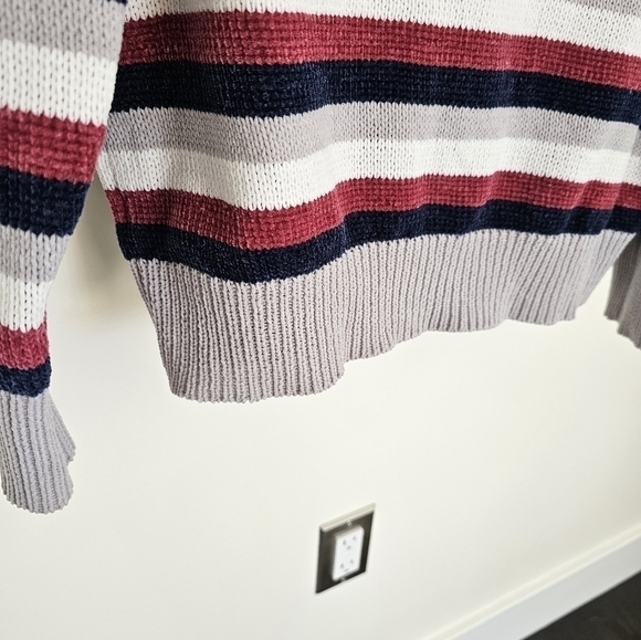 Woven Heart from Nordstom Striped Double V Neck Soft Oversized Sweater Size XS - Picture 7 of 9
